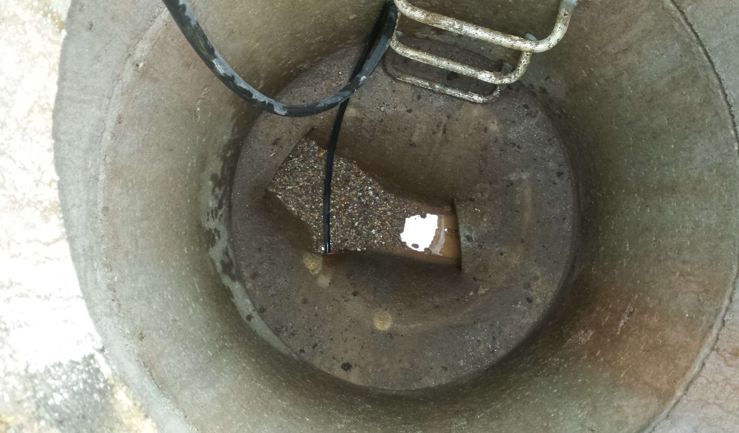 Dubai Municipality-approved drainage cleaning service